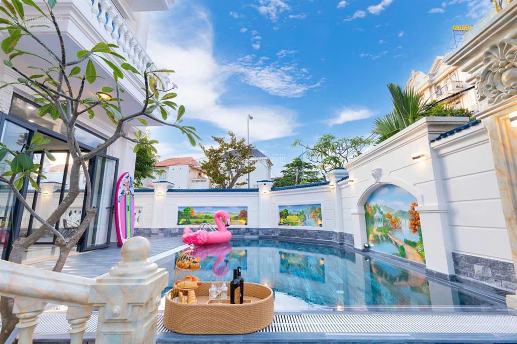 Bán biệt thự siêu đẹp căn góc 2 mt cách biển bãi sau 500 mét đường mạc thanh đạm vũng tàu giá 56 tỷ