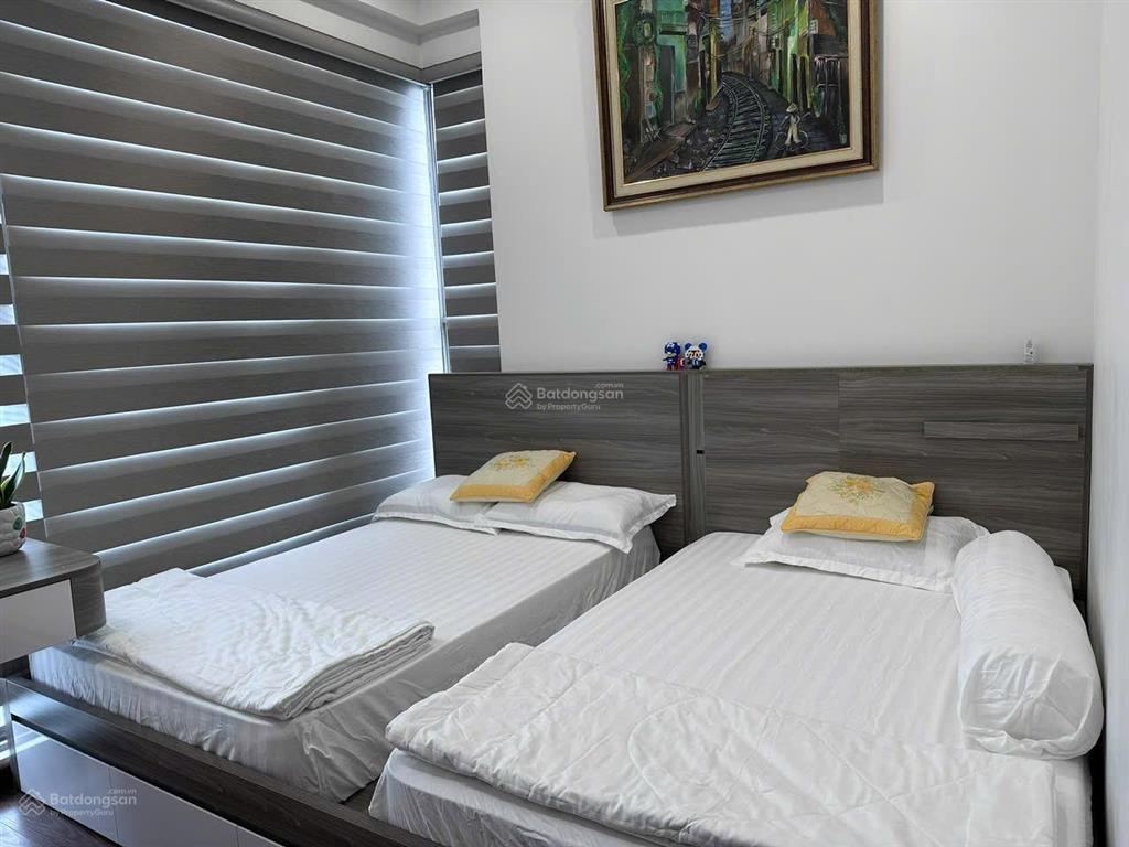 Bán căn m3 2710 view hồ ngọc traiđẹp nhất toà