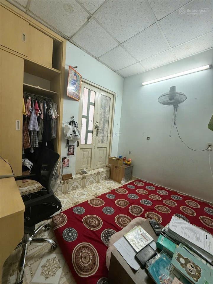 Nhà 2 tầng quận 12  sổ hồng riêng  hoàn công đủ  giá chỉ 2.46 tỷ