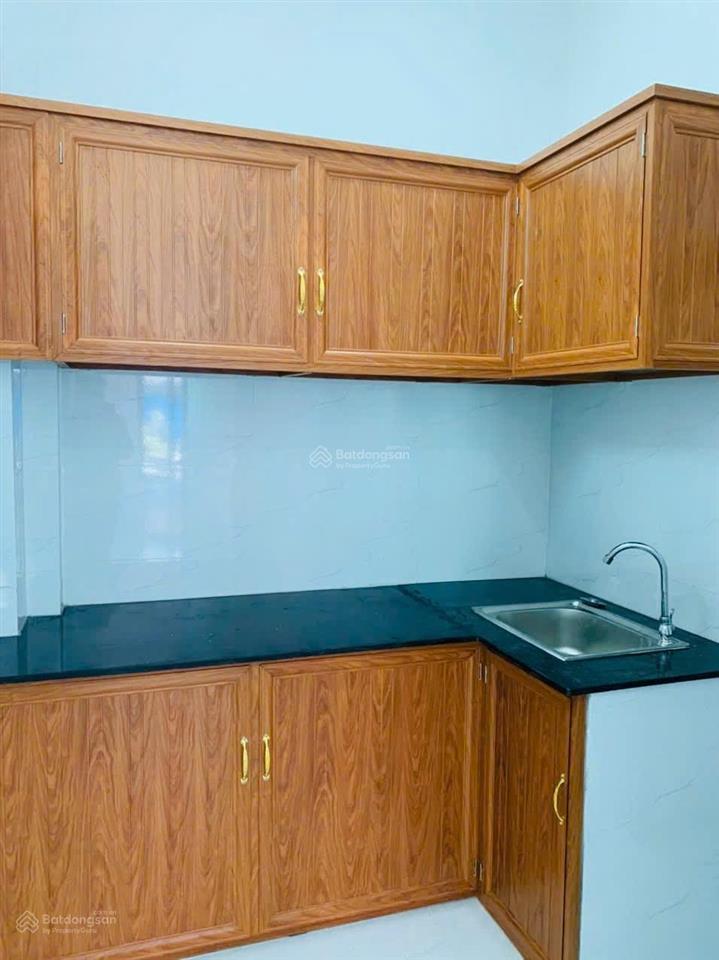 Bán nhà mặt tiền tam đông 20, hóc môn, 5x26m nở hậu, có 3 phòng trọ, giá 5.6 tỷ