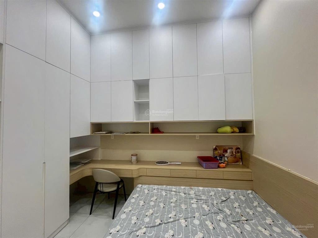 Bán nhà 3 tầng hẻm 8m nguyễn thị ra, ngang 5m, gần chợ đầu mối, giá 7,75 tỷ