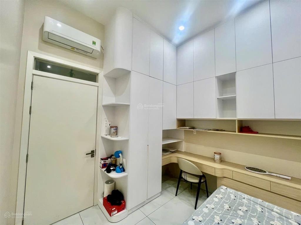 Bán nhà 3 tầng hẻm 8m nguyễn thị ra, ngang 5m, gần chợ đầu mối, giá 7,75 tỷ