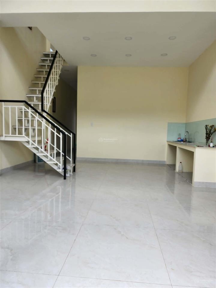 Bán nhà tân thới nhì 25, hóc môn  ngang 5m, ô tô tới nhà, 67,1m, giá 3 tỷ