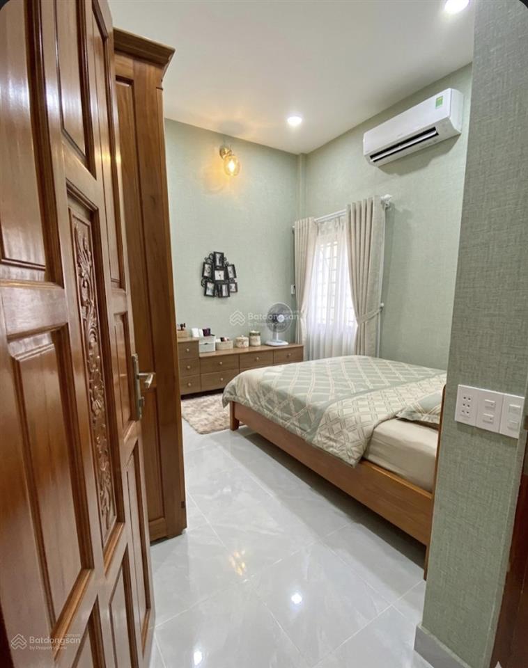 Nhà 80m2 ngang 5m 2 tầng 4pn 2mt ngay phố ẩm thực bông sao chỉ 6.x tỷ