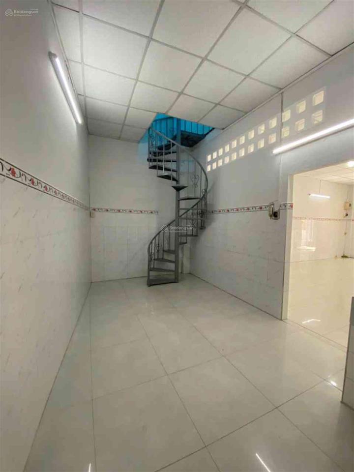 Bán nhà riêng tại đoàn văn bơ, 6,6 tỷ, 67m2, 2pn, 2wc, 2 tầng