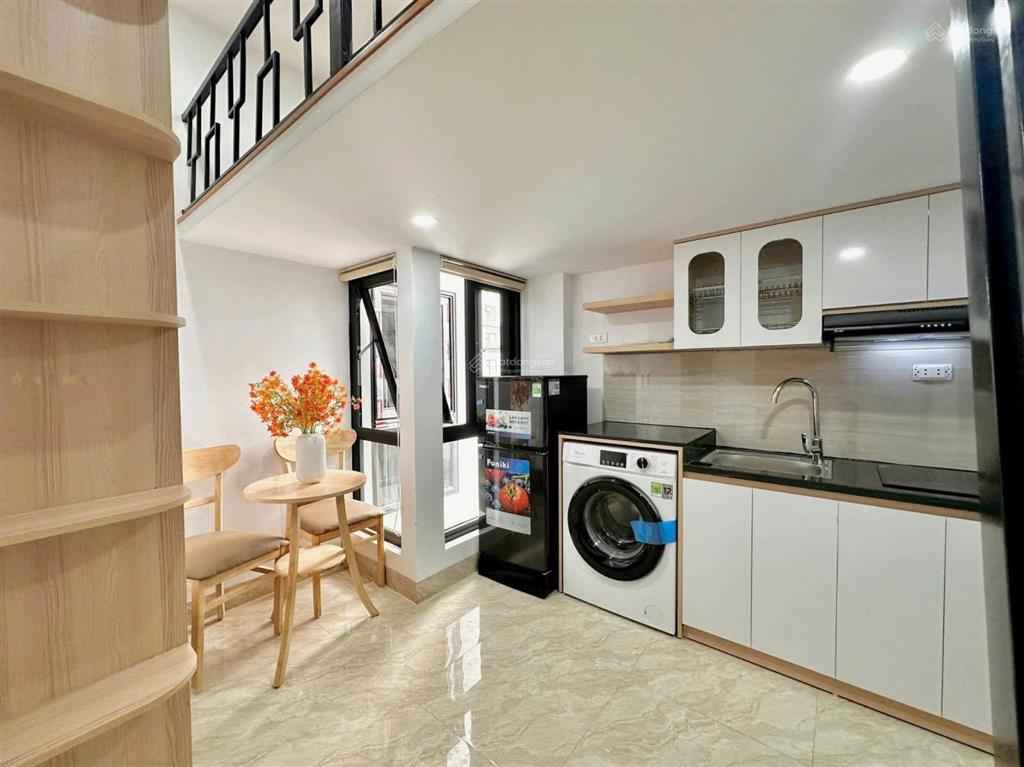 Chỉ nhỉnh 13 tỷ! toà chdv p nguyễn khang 70m2*5t, sát phố, ô tô 30m, ngõ thông, 2 thoáng, tm, pccc