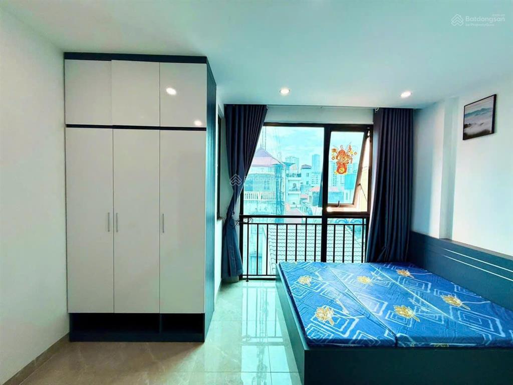 Cực hiếm! chdv ngay ngã tư cầu giấy 55m2*6t giá chỉ 12,7 tỷ, sát phố, ngõ thông, 2 thoáng, pccc.