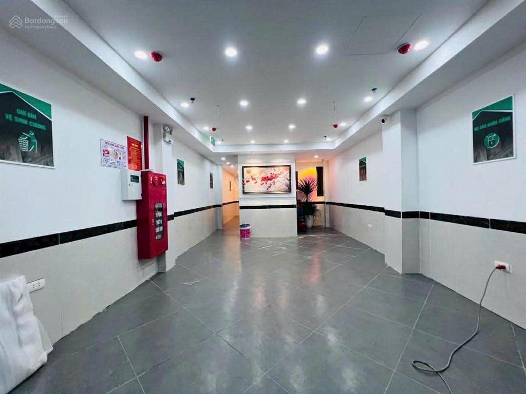 Giảm sâu! đội cấn chdv 80m2*8t*17pkk, ô tô 20m, 2 thoáng, xây mới , tm, pccc, sổ vuông, giá tốt.