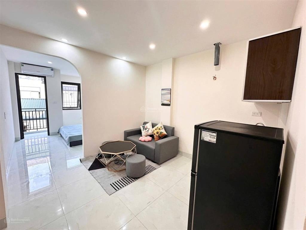 Sốc! toà chdv 60m2*7t*12pkk hoàng cầu, sát phố, 2 thoáng, ba gác, xây mới, tm, pccc, sổ vuông.