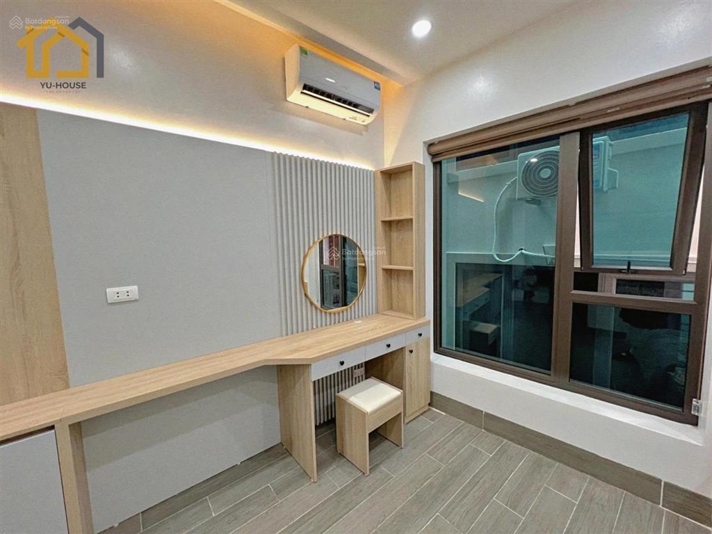 Phố vip khâm thiên 75m2*7t*20pkk, sát phố, ô tô 20m, sổ vuông, xây mới, full khách, dt ~100tr/ th.