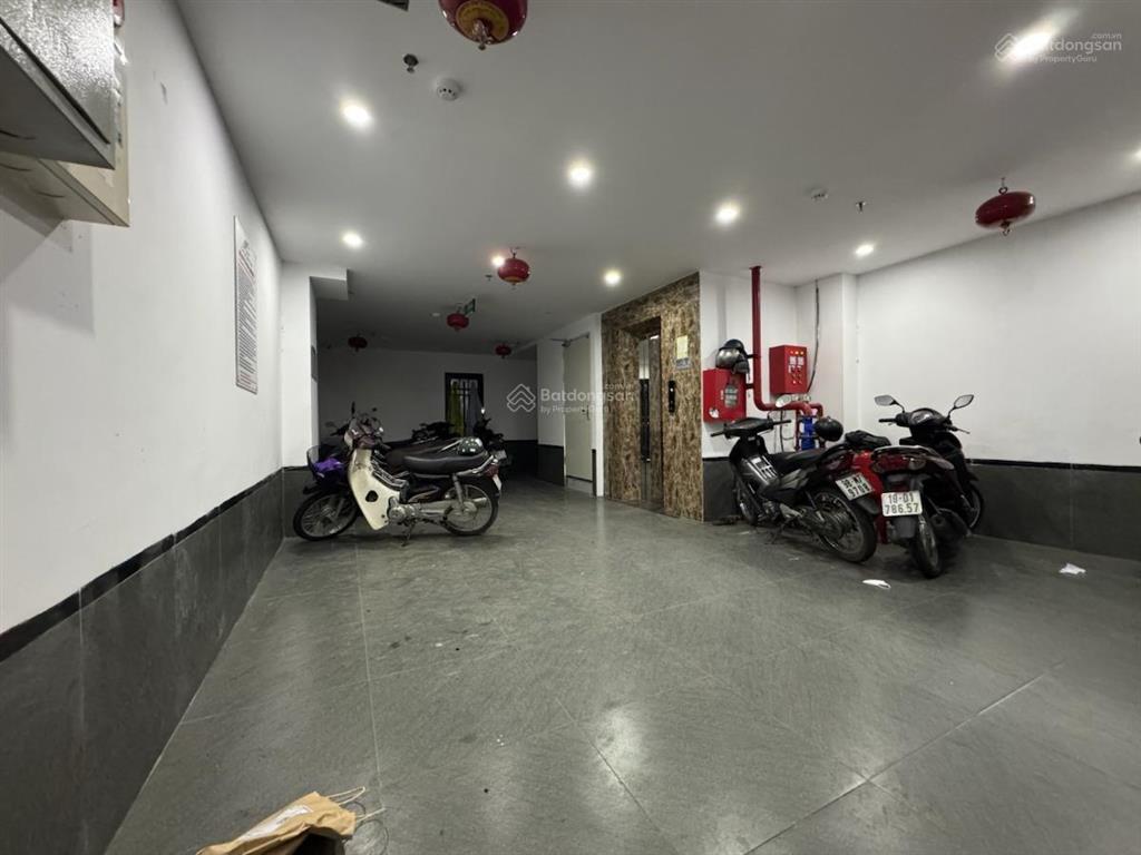 Giá sốc! toà chdv p xã đàn 70m2*7t*18pkk, sát phố, ô tô 30m, ngõ thông, nở hậu, xây mới,dt~120tr/th