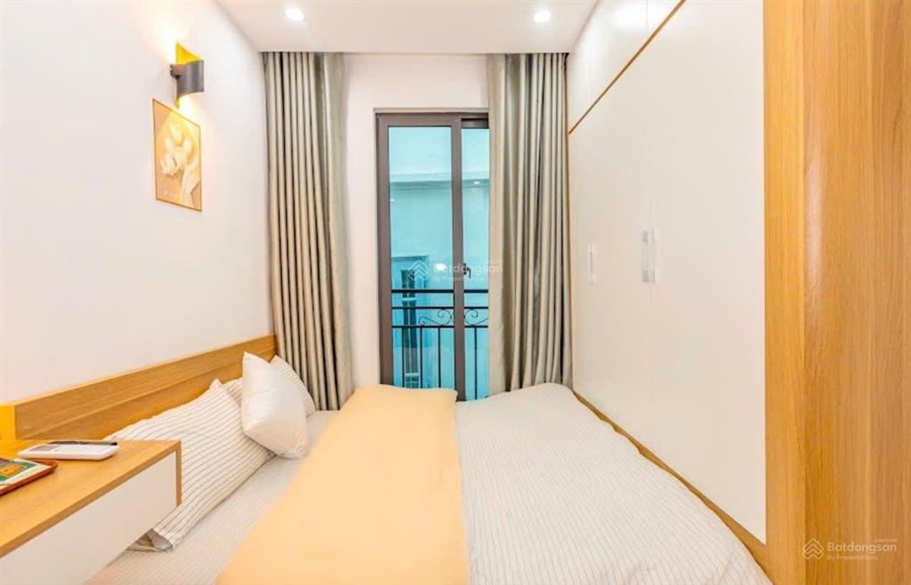 Thu 1.5 tỷ/năm! toà aparterment văn cao 82m2*7t*17pkk, sát lotte, lô góc 2 mặt ngõ, 3 thoáng, pccc