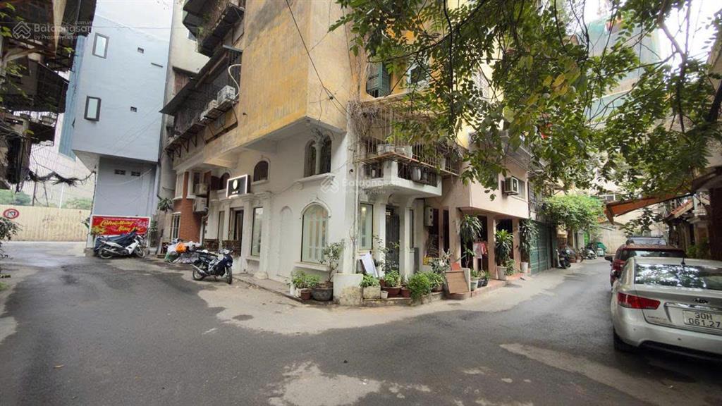 Tòa chdv ngọc khánh, 78m2*7t* 17p, dòng tiền 90tr, ngõ kd ô tô thông, 2 thoáng vành đai 2.5, pccc