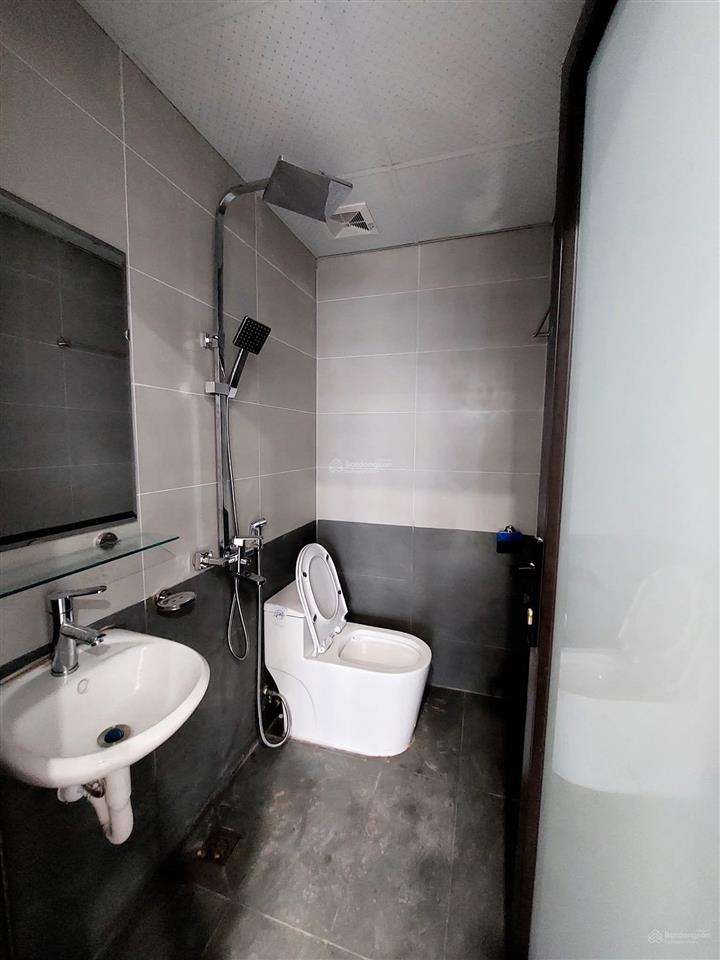 Cực sốc! toà chdv p cầu giấy 75m2*7t*25pkk, 2 thoáng, ba gác, xây mới, hiện đại, sổ vuông vắn.