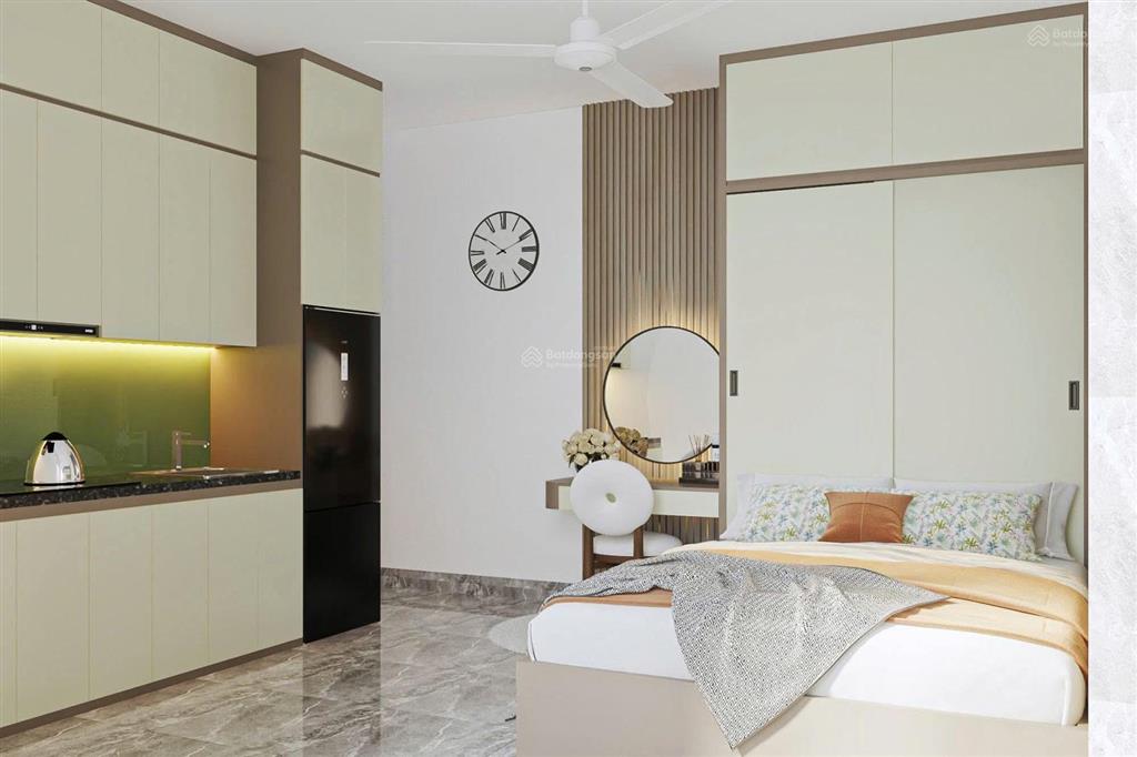 Cắt lỗ mạnh! toà chdv đội cấn 80m2*8t*18pkk, gần ô tô, 2 thoáng,full sẵn khách, dt~100tr/ tháng