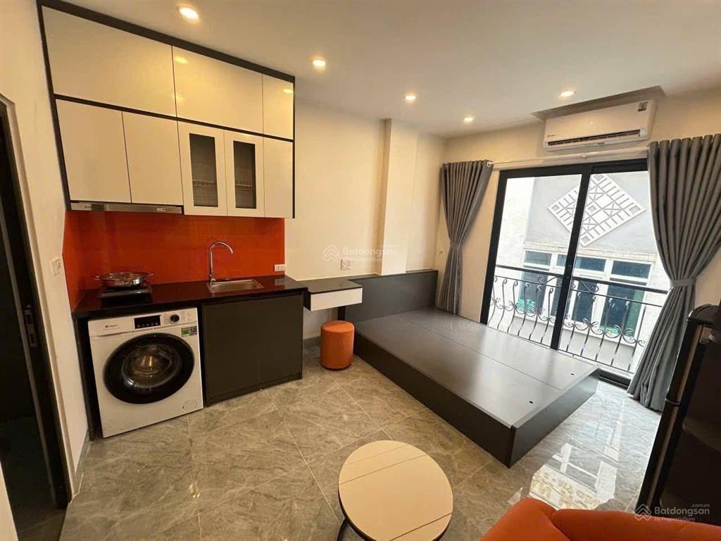Toà chdv ngọc khánh 75m²*6t*17pkk, qh ổn, sổ vuông vắn, ngõ thông, 2 thoáng, pccc, dt 90tr/th.