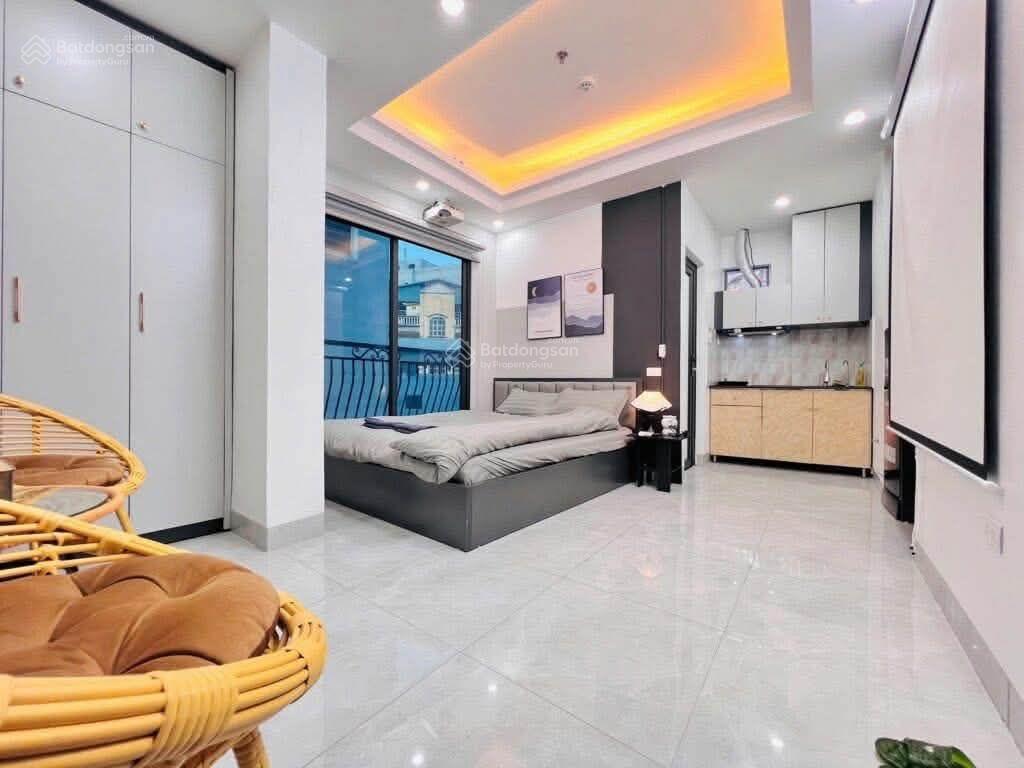 Không qh! toà chdv 70m2*6t hào nam, sát phố, xây mới, sổ chính chủ, 2 thoáng, nở hậu, dt 80tr/th
