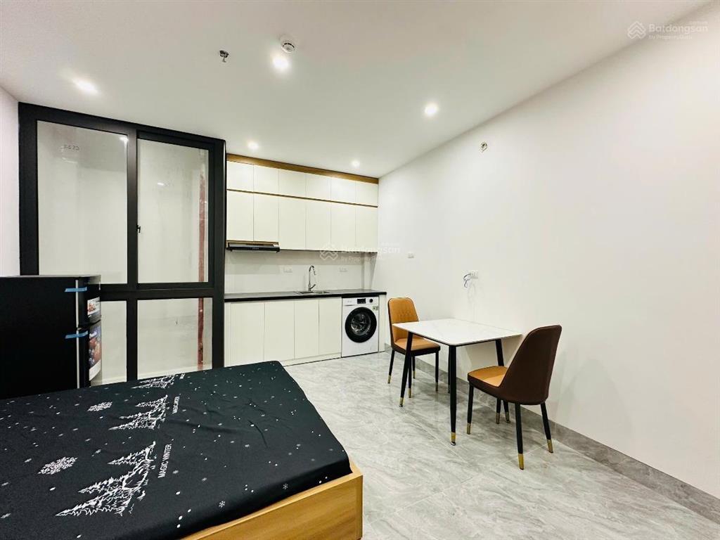 Lô góc 3 thoáng 70m²*7t*19ppk đội cấn, sát phố, qh ổn, sổ chính chủ, ngõ thông, dt 90tr/tháng.