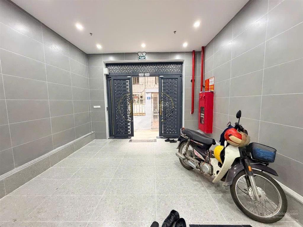Giá tốt! ccmn ngọc khánh 50m2*6t, ô tô 1 nhà, sổ đỏ, qh ổn,2 thoáng, xây mới, pccc, dt 65tr/ tháng.