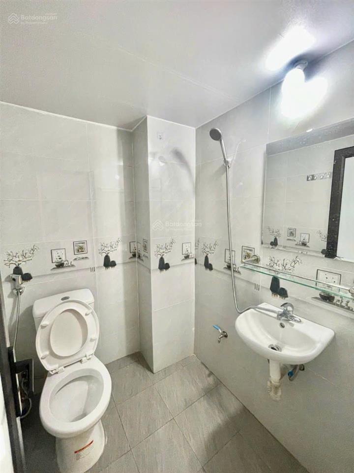 Giá tốt! ccmn ngọc khánh 50m2*6t, ô tô 1 nhà, sổ đỏ, qh ổn,2 thoáng, xây mới, pccc, dt 65tr/ tháng.