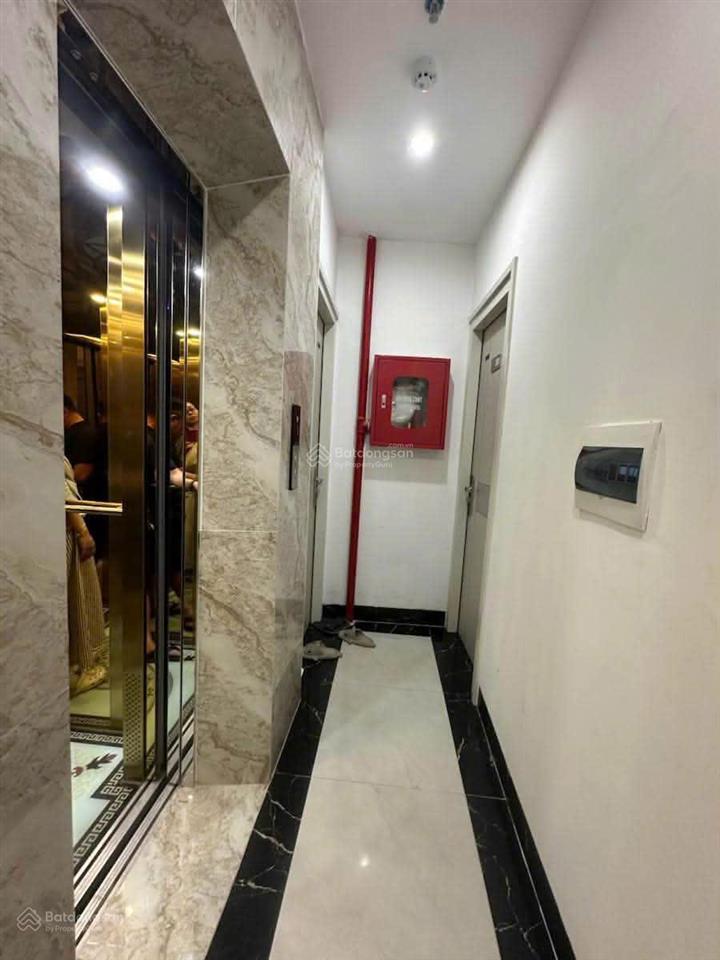 Giá tốt! ccmn ngọc khánh 50m2*6t, ô tô 1 nhà, sổ đỏ, qh ổn,2 thoáng, xây mới, pccc, dt 65tr/ tháng.