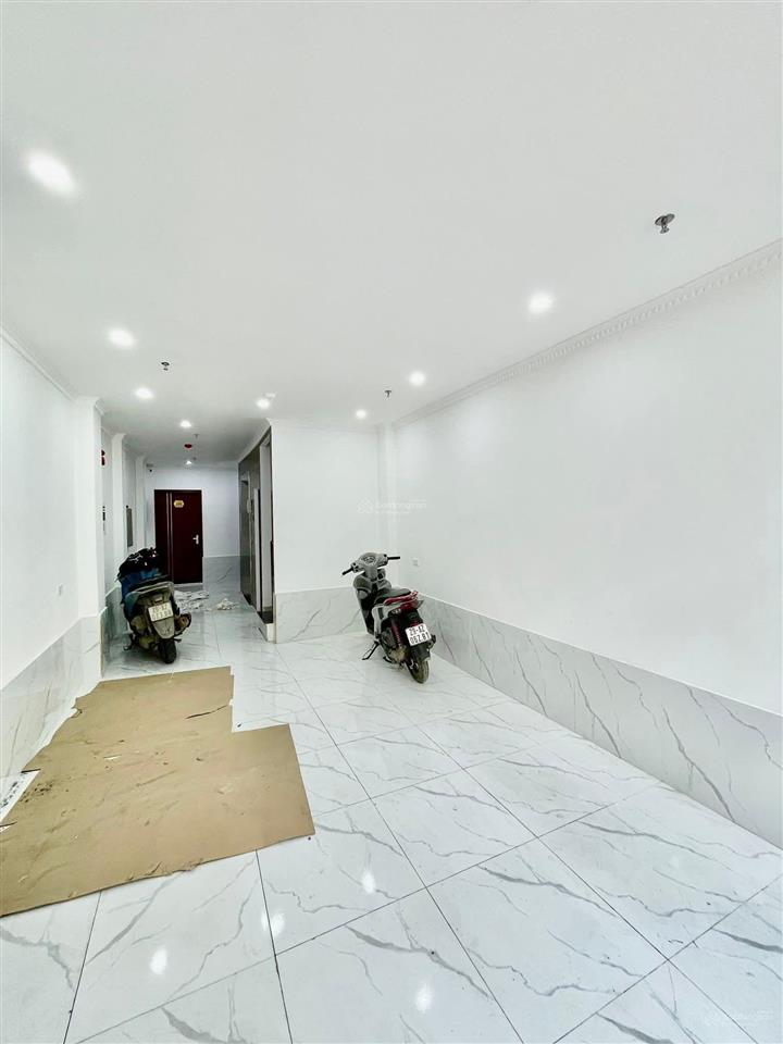 Giá cực tốt! toà chdv hoàng hoa thám 67m²*8t, sát phố, cách ô tô 30m, 2 thoáng, sổ sẵn, dt 90tr/th