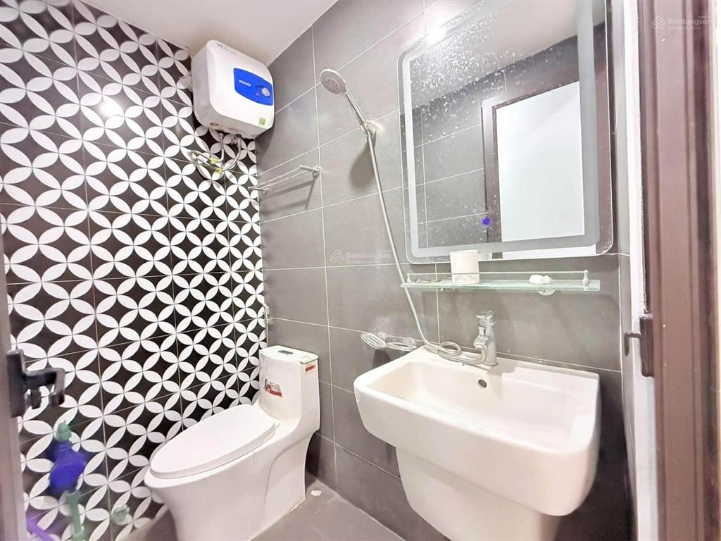 Giá cực tốt! toà chdv hoàng hoa thám 67m²*8t, sát phố, cách ô tô 30m, 2 thoáng, sổ sẵn, dt 90tr/th