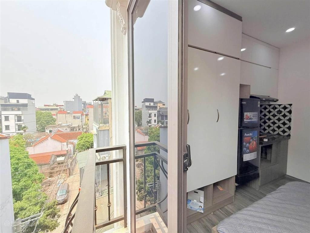 Giá cực tốt! toà chdv hoàng hoa thám 67m²*8t, sát phố, cách ô tô 30m, 2 thoáng, sổ sẵn, dt 90tr/th