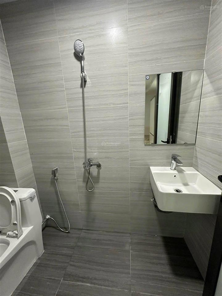 Giảm sâu! toà chdv kim mã 70m2*7t*19pkk, qh ổn, lô góc, 3 thoáng, 30m ô tô, sổ vuông, dt 90tr/th.