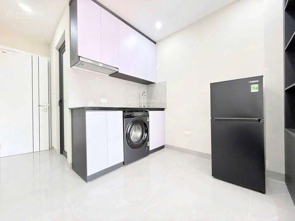 Dòng tiền bên vững toà chdv p yên hoà 70m2*7t*15pkk, ô tô 30m, qh ổn, sổ đỏ, 2 thoáng, dt 85tr/ th