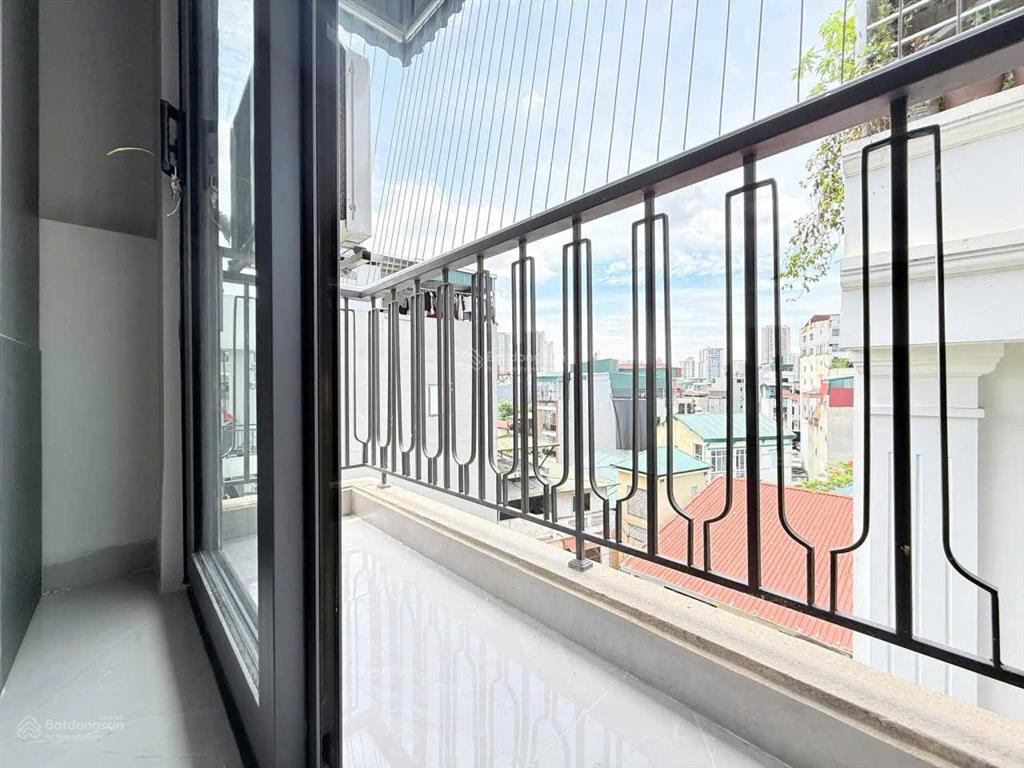 Dòng tiền bên vững toà chdv p yên hoà 70m2*7t*15pkk, ô tô 30m, qh ổn, sổ đỏ, 2 thoáng, dt 85tr/ th