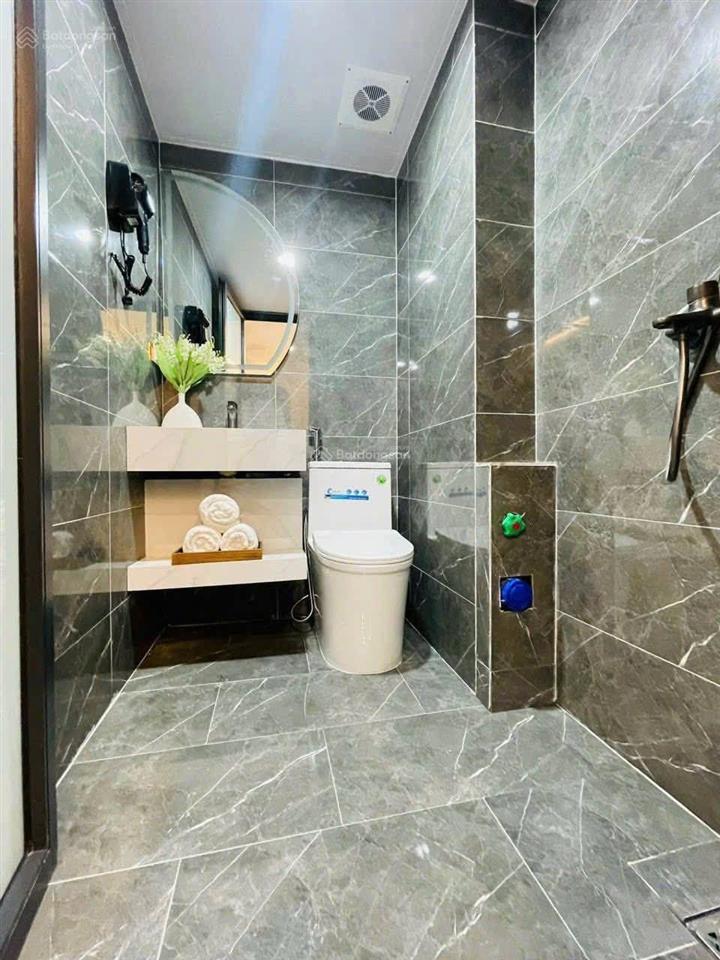 Giảm cực sâu lô góc 65m2*8t*19pkk, 10m ô tô, qh ổn, sẵn sổ, 3 thoáng, xây mới, pccc, dt 90tr/tháng.