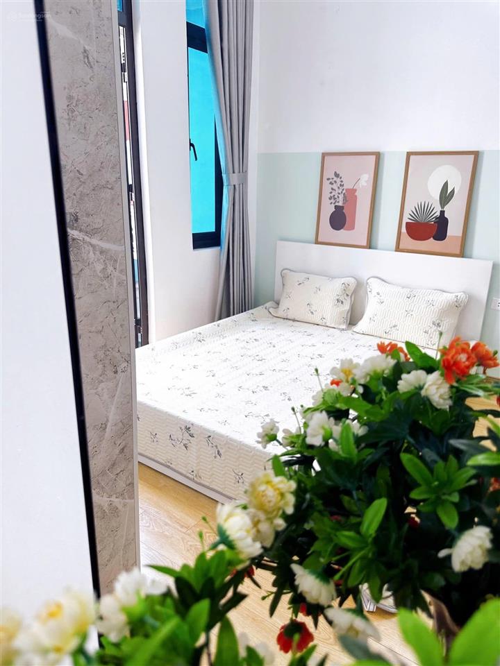 Cực hiếm! toà chdv 97m²*8t*15pkk, ô tô đỗ cửa, 2 thoáng, qh ổn, sổ đỏ, full phòng, dt 85tr/ tháng.
