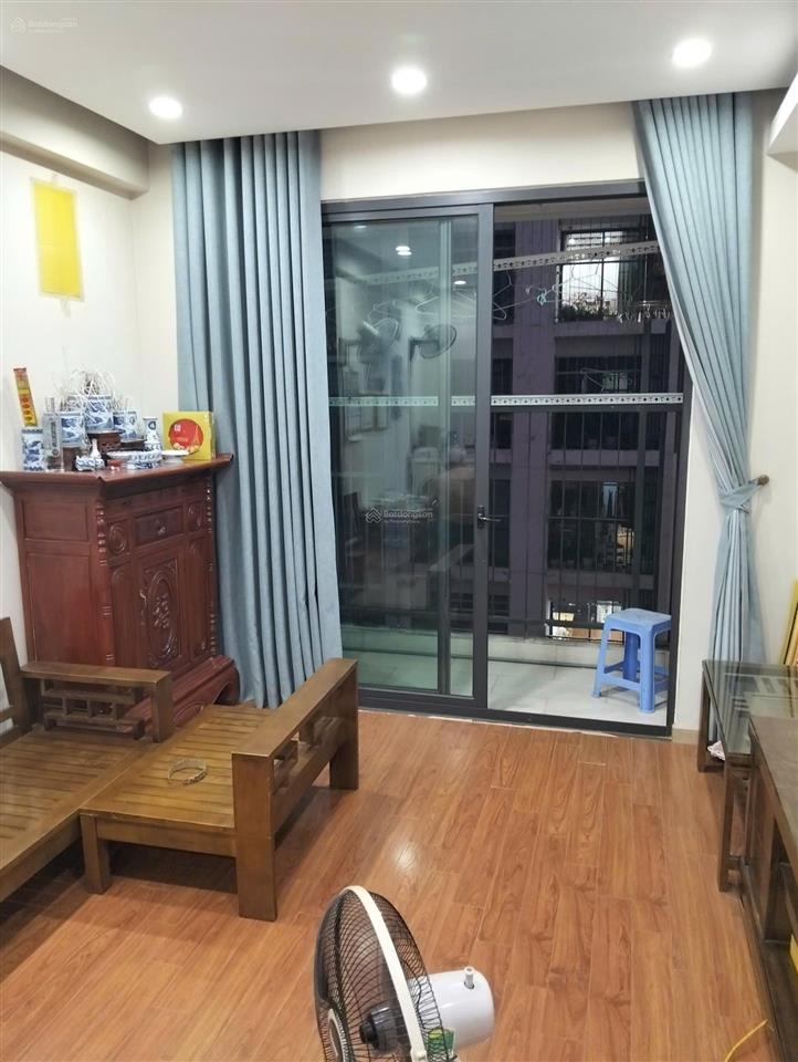 Chính chủ bán gấp căn 2pn 62m2 tầng 26 toà ct1a, bc đn, full nội thất, sẵn sổ giá tốt, nhỉnh 6 tỷ