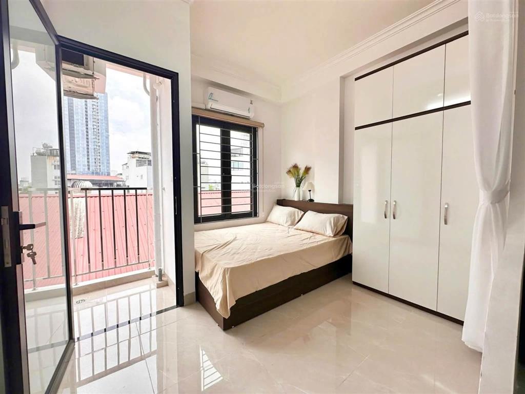 Hiếm! toà chdv cầu giấy 70m2*7t*16pkk, sát phố, ô tô 30m, 2 thoáng, qh ổn, sẵn sổ, dt 80tr/th.
