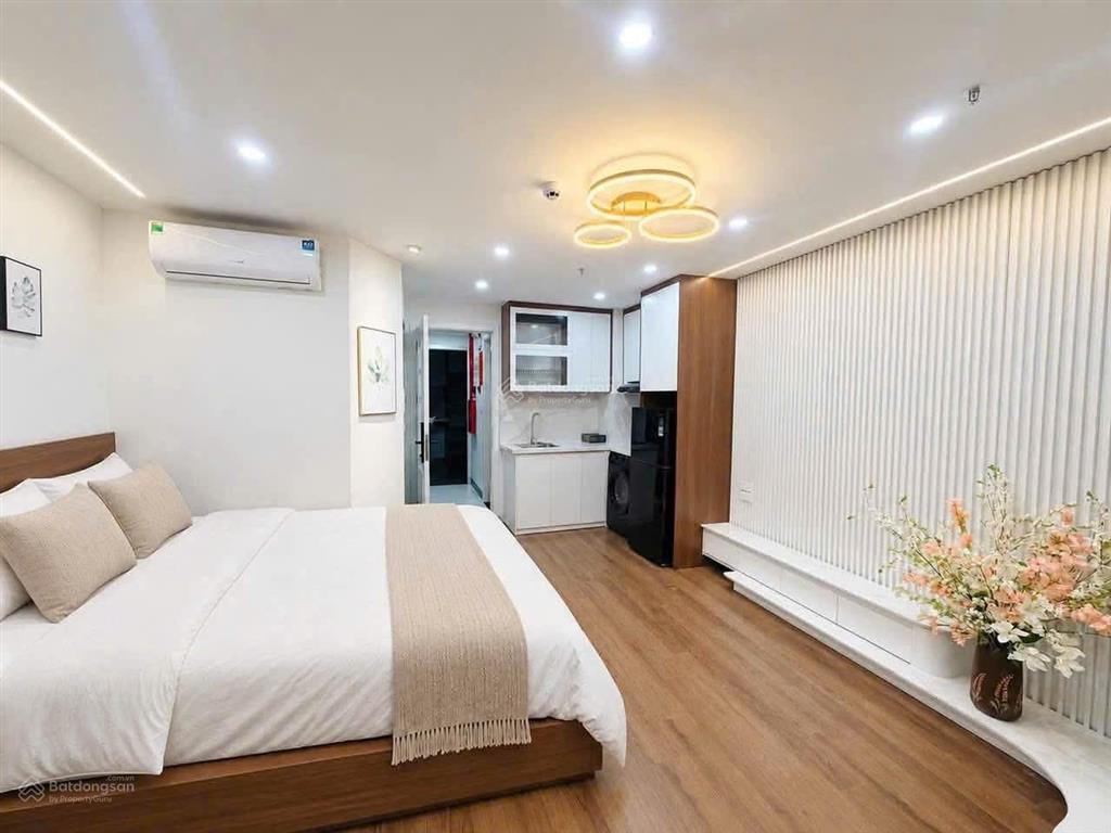 Chủ thở ôxi! bán gấp căn ccmn p hoàng hoa thám  ba đình 70m2*7t*18pkk, 2 thoáng, sát phố, sổ sẵn