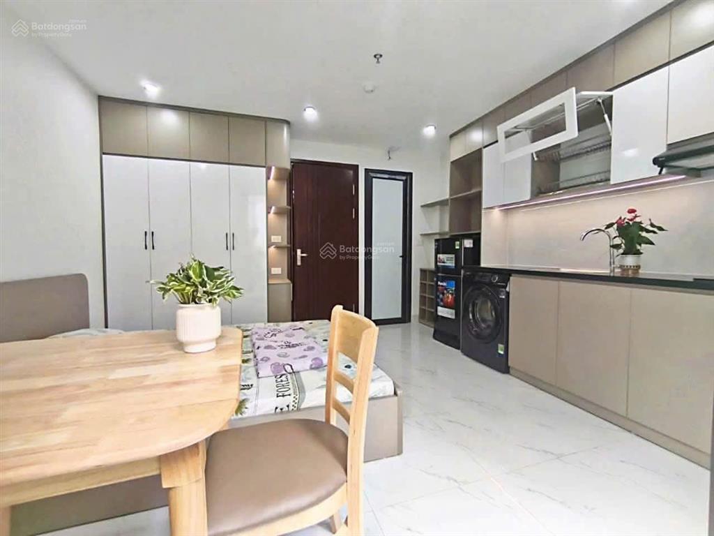 Hiếm! toà ccmn p đội cấn 68m2*7t*16pkk, qh ổn, sát phố, 2 thoáng, ô tô 30m, xây mới, dt 80tr/ tháng