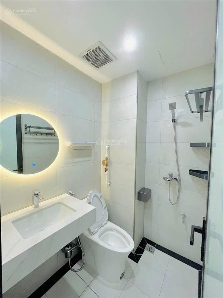 Hiếm! toà ccmn p đội cấn 68m2*7t*16pkk, qh ổn, sát phố, 2 thoáng, ô tô 30m, xây mới, dt 80tr/ tháng