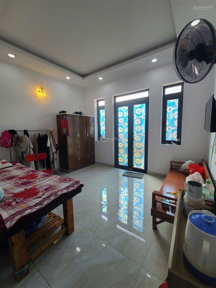 Bán nhà bình tân tiếp giáp ql1a