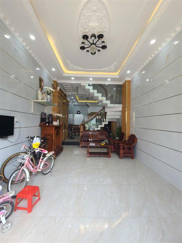 Bán nhà bình tân tiếp giáp ql1a