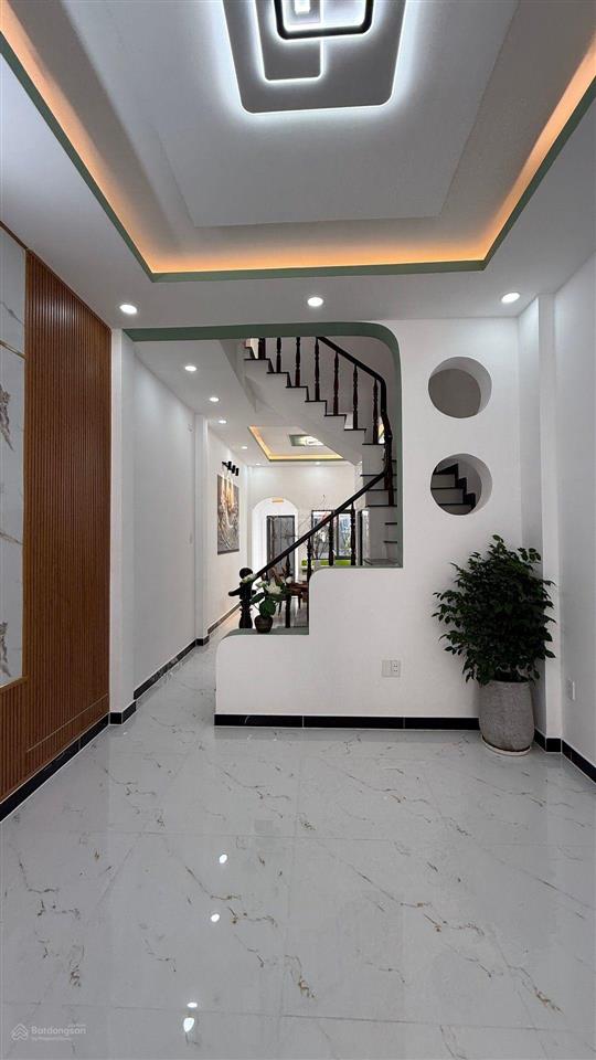 Bán nhà siêu phẩm hương lộ 2 đường ô tô 6m, 4m x19.7m  kết cấu 4 tầng, sân thượng (n10)