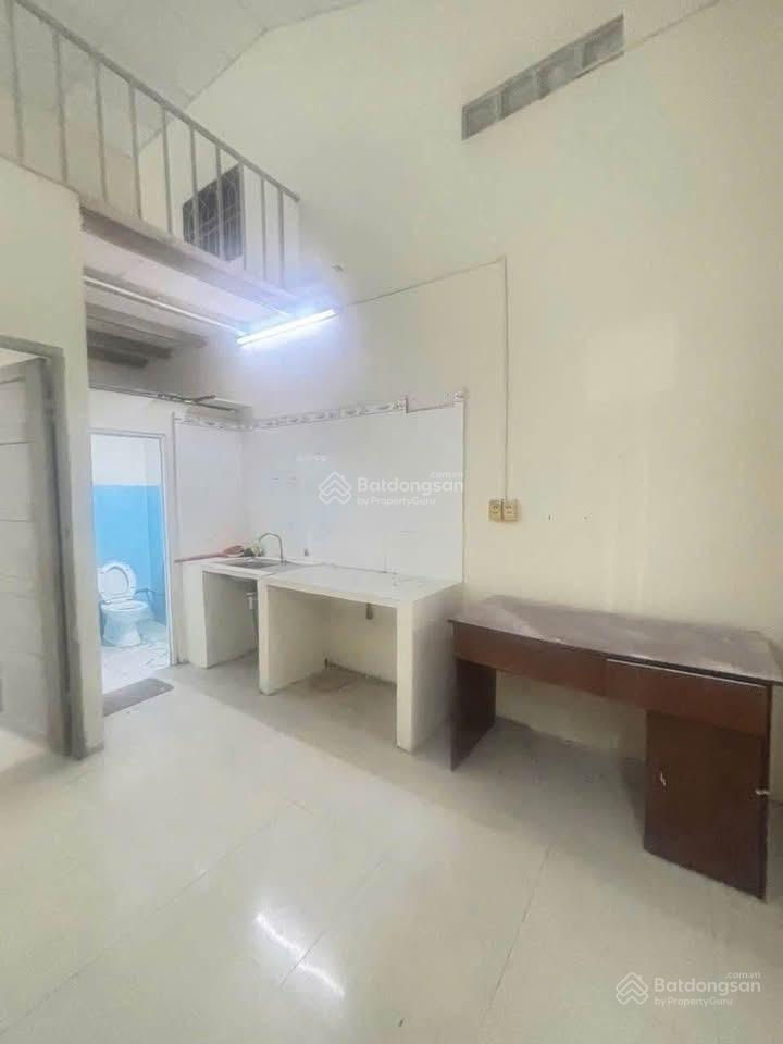 Chỉ 3.95 tỷ nhà ngay đh giao thông vận tải q9 ngang khủng 5.7m