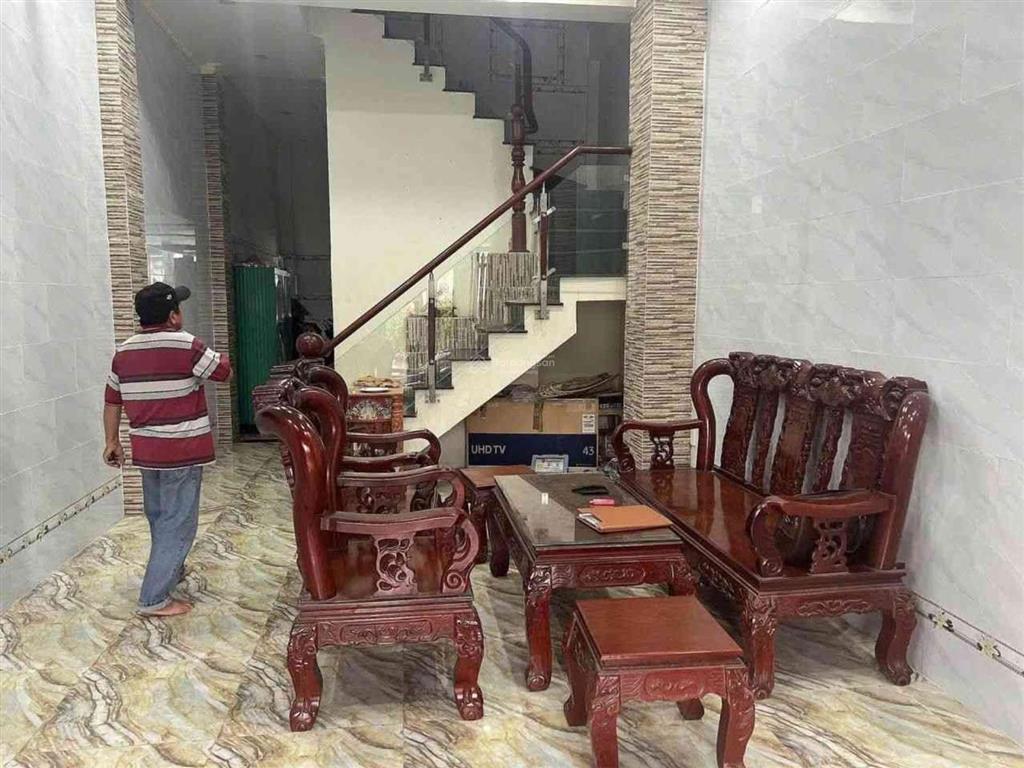 Nhà 3 tầng long thuận ngang 5m nở hậu 5.5 tỷ