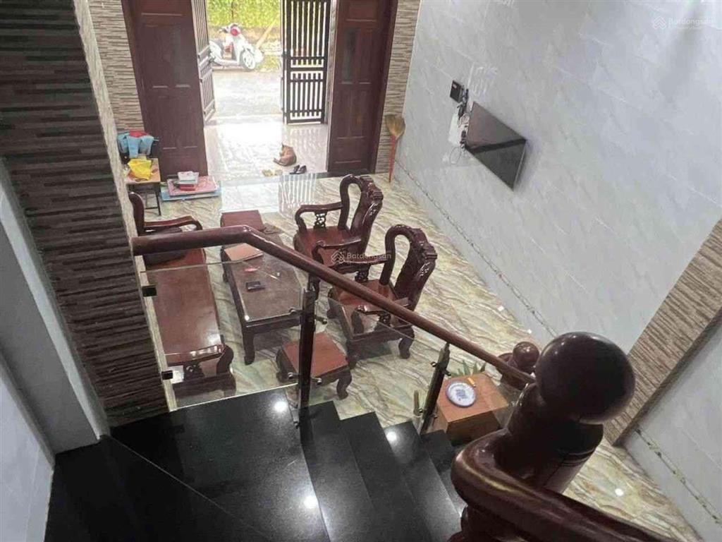 Nhà 3 tầng long thuận ngang 5m nở hậu 5.5 tỷ