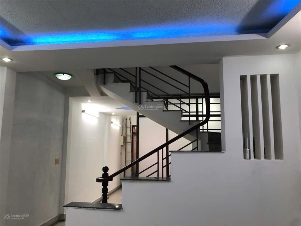 Chỉ 3.75 tỷ nhà nở hậu đẹp đình phong phú  lê văn việt có dòng tiền 8tr/tháng