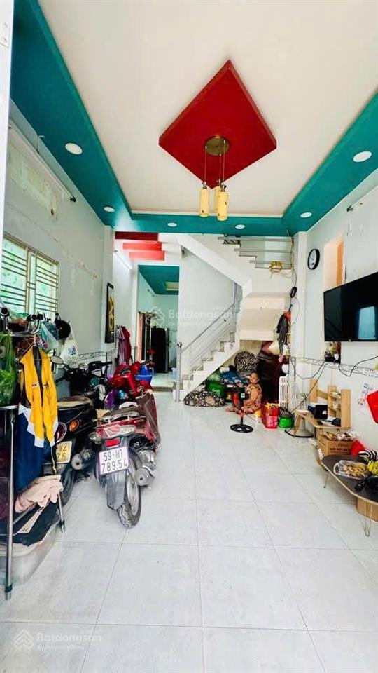 Hẻm xe hơi phạm thế hiển p.5 q.8  92m, 2pn 2wc, 2 tầng kiên cố, nh cho vay 70%, giá 5.6 tỷ