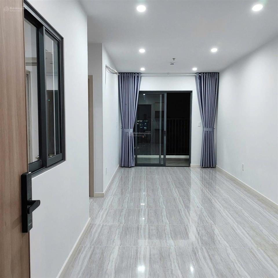 Hình thật 2pn mới 100% ngay cầu vượt linh xuân  giá 6tr  cọc chỉ 10tr