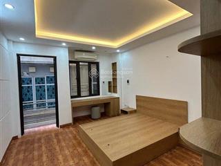 Vĩnh hưng 35m x 5 tầng, 3 ngủ 5wc, 20m ra ô tô tránh, ba gác đỗ cửa, nhà đẹp ở ngay.