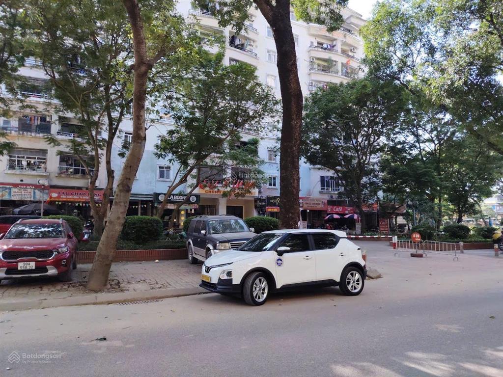 Tôi chính chủ bán căn hộ 58m 2 ngủ  hơn 3 tỷ  toà nơ6 kđt pháp vân