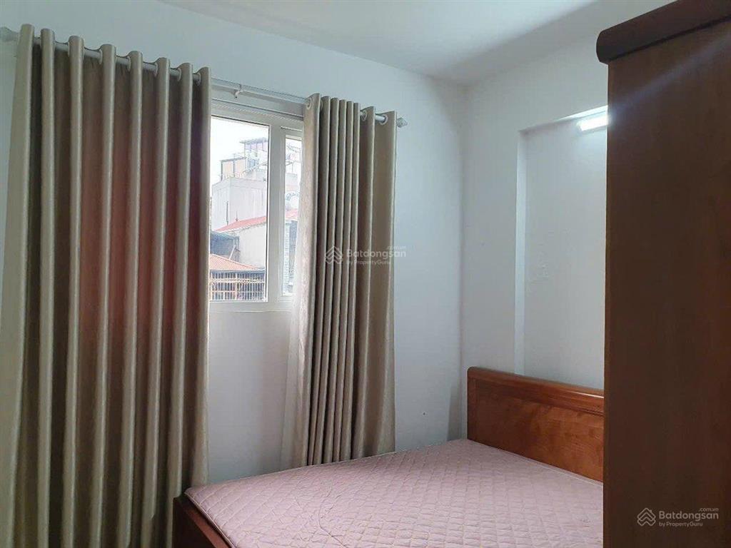 Chung cư hoàng cầu 72m  2 ngủ  cạnh hồ hoàng cầu  ban công  cửa sổ thoáng sáng.